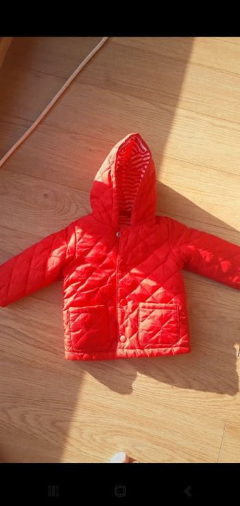 blouson benetton baby été 6 mois rouge