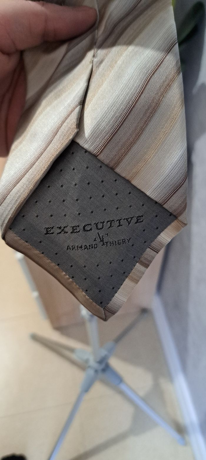 Cravates - photo numéro 3