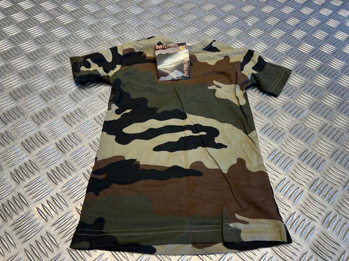 t-shirt equipement militaire camoufle enfant de 2 ant neuf