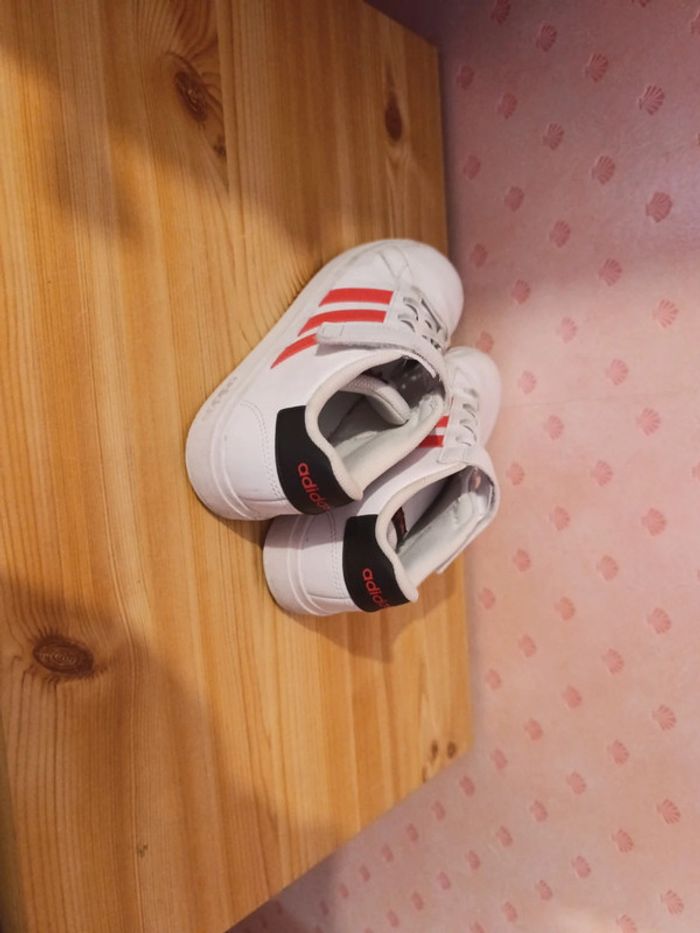 Adidas sneakers taille 35 - photo numéro 2