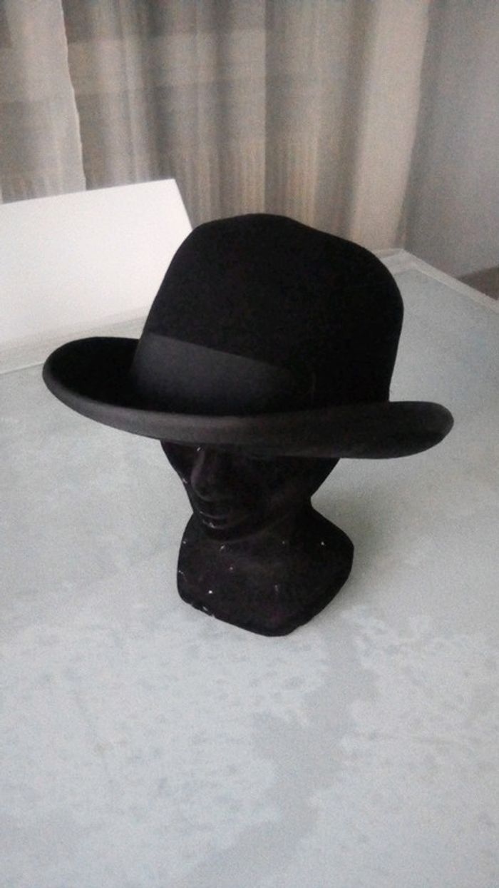 Chapeau