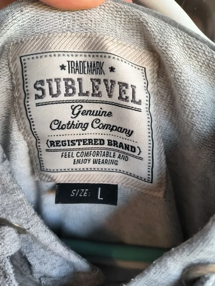 Pull homme capuche - photo numéro 2