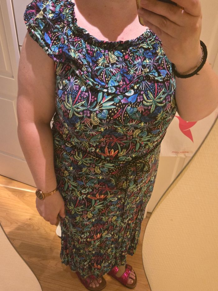 Robe mi-longue motif tropical T.44/45 Gémo - photo numéro 7