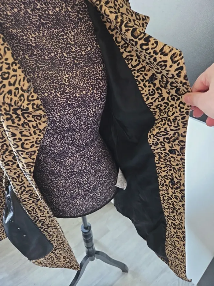 Magnifique Trenchs de chez Jennyfer en taille M - photo numéro 7