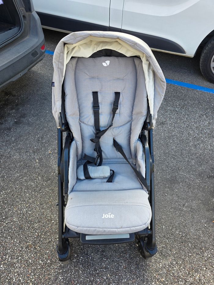 Pousette - photo numéro 3