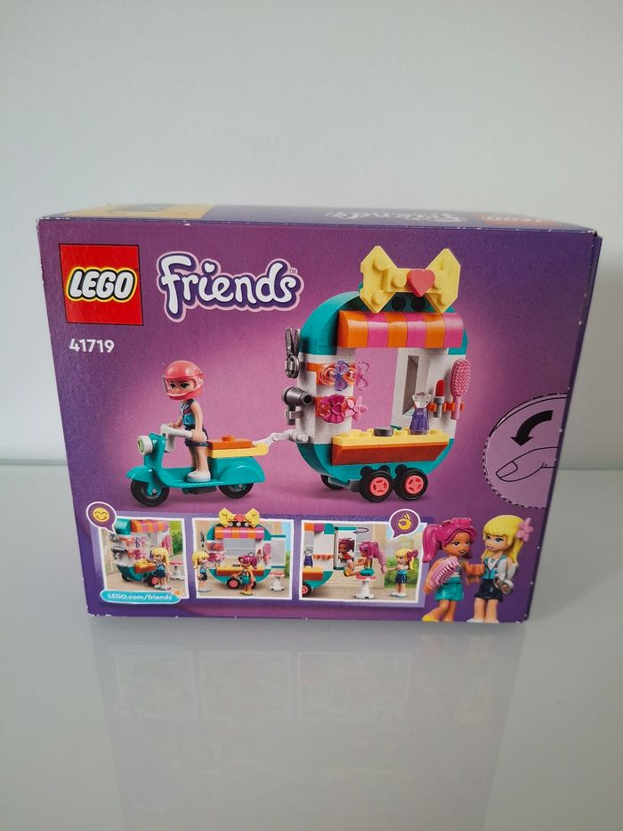 LEGO Friends "La boutique de mode mobile" - photo numéro 2