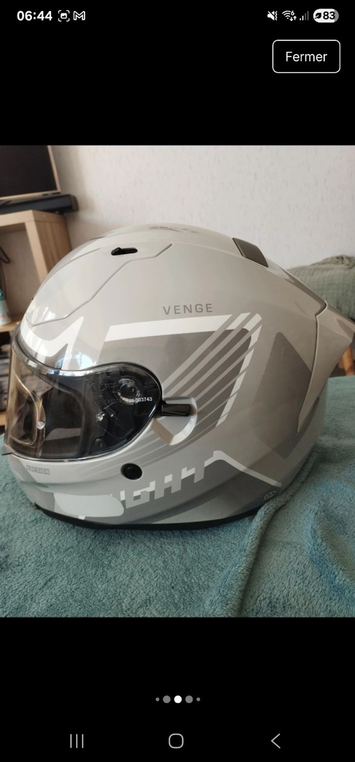 Casque de moto - photo numéro 4