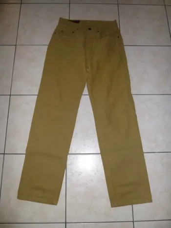 pantalon jean brun clair Marlboro Classics taille 38