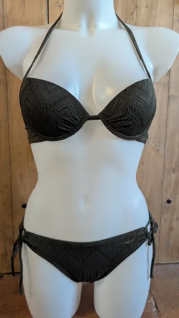 Bikini Buffalo M/L ultra push-up bonnet 90AA