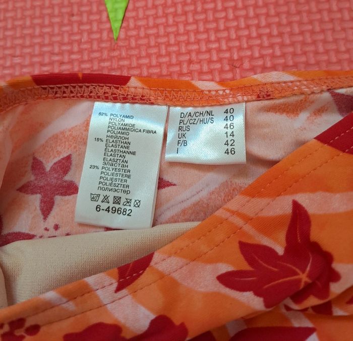 Maillot de bain 2 pièces orange fleurs, taille XL (42/95C) - photo numéro 4