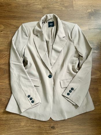 Blazer élégant beige taupe boutons noir neuf taille 36
