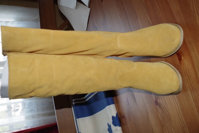 Bottes jaune 39 à enfiler avec tire-botte sur la tige - photo numéro 8