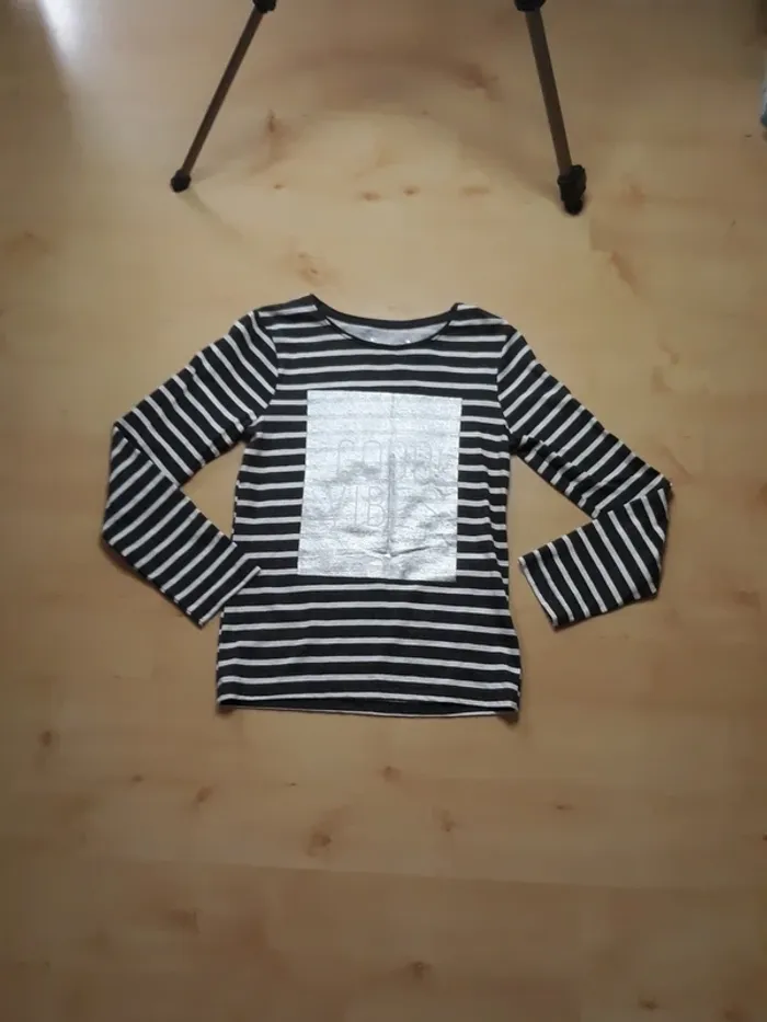 T shirt manche longue 9-10 ans