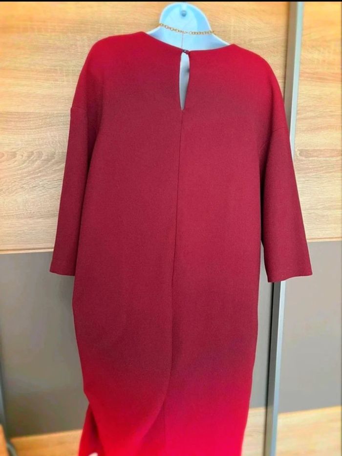 Robe bordeaux - photo numéro 5