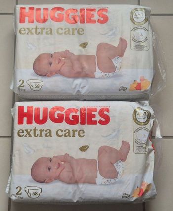 Couches huggies extra care T2