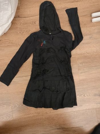 Robe capuche