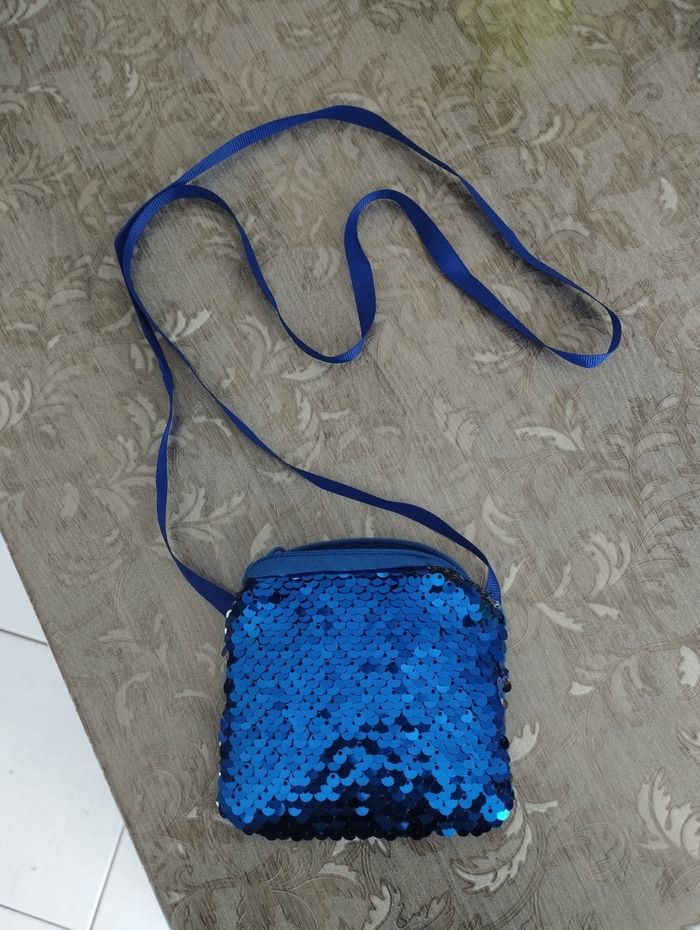 Pochette à bandoulière sequins fille