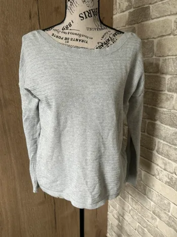 Pull léger taille M