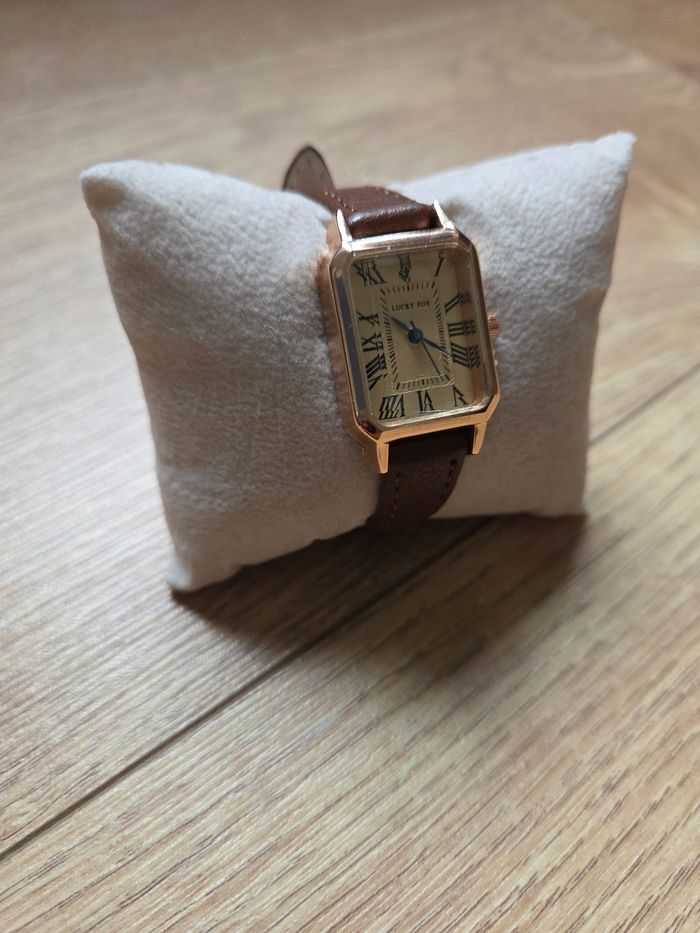 Montre femme vintage - photo numéro 3