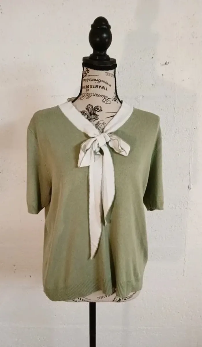 💚 Pull fin manches courtes – DAZY – Taille M – Bon état