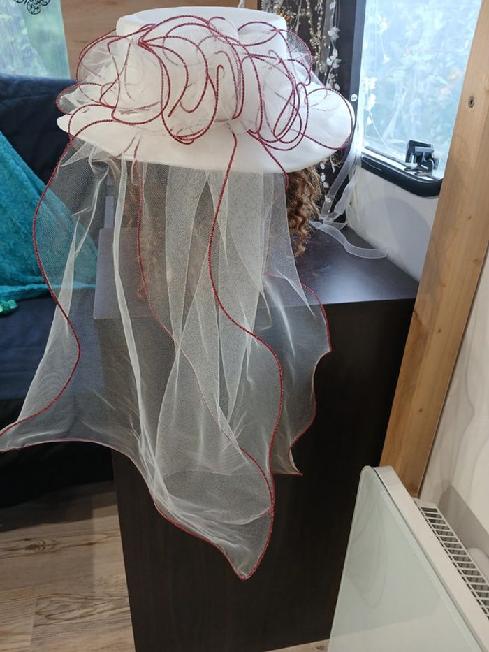 chapeau de mariée