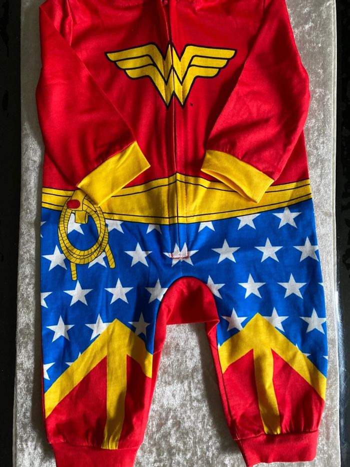 Déguisement justice league taille 0/3 mois neuf - photo numéro 3