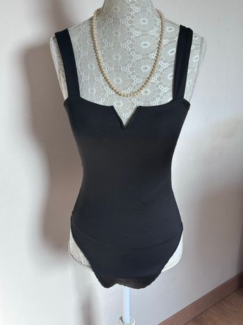 Body noir côtelé M – Amisu (New Yorker)