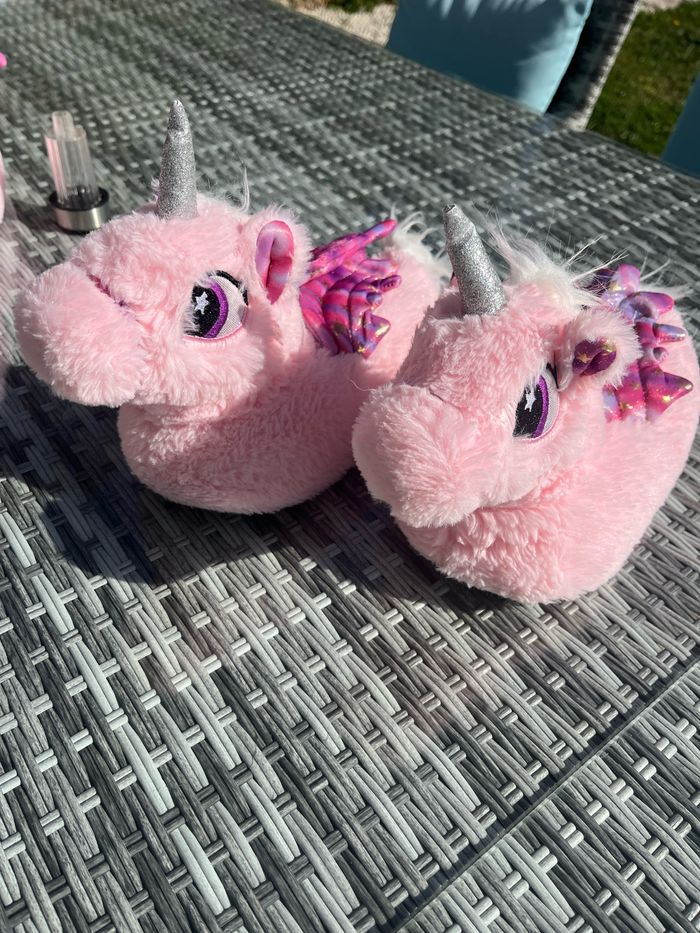 Chaussons 33/34 - photo numéro 2