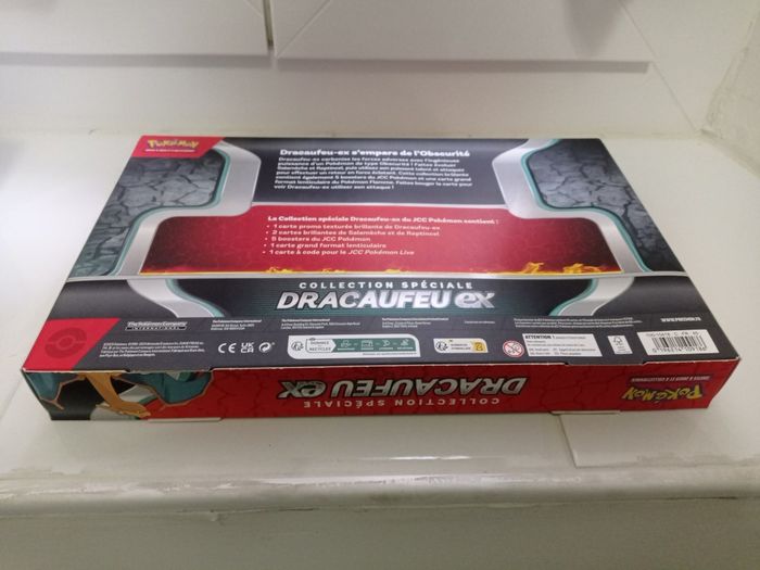 Coffret pokémon Dracaufeu ex - photo numéro 5