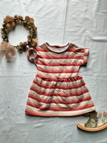 Robe taille 6 mois