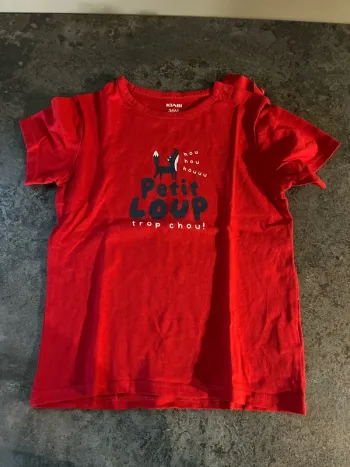 TEE shirt
