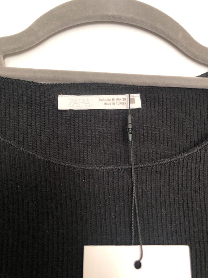 Superbe beau t-shirt côtelé soft Zara neuf avec étiquette taille M - photo numéro 4