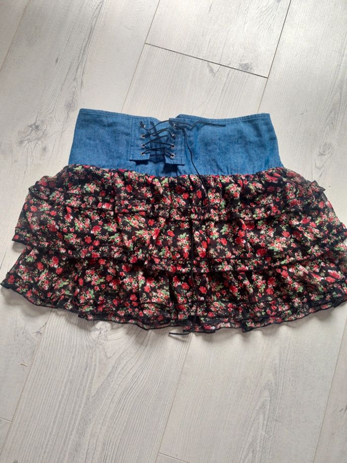 Jupe fleurie taille 38 #Jennyfer