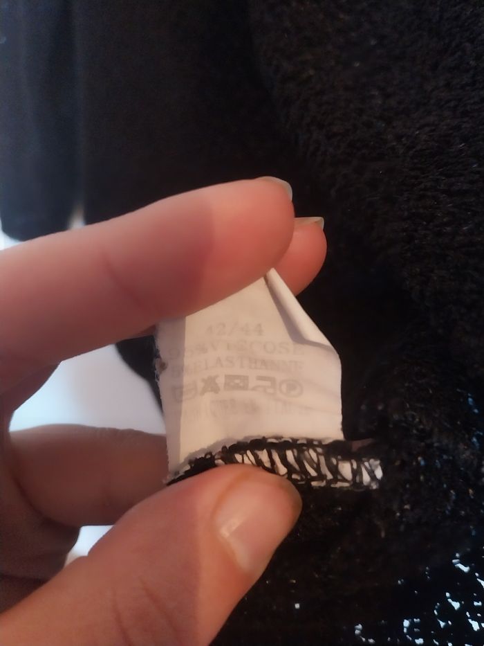 🍂Pull ample en mailles "Made In Italy" Taille 42/44🍂 - photo numéro 4