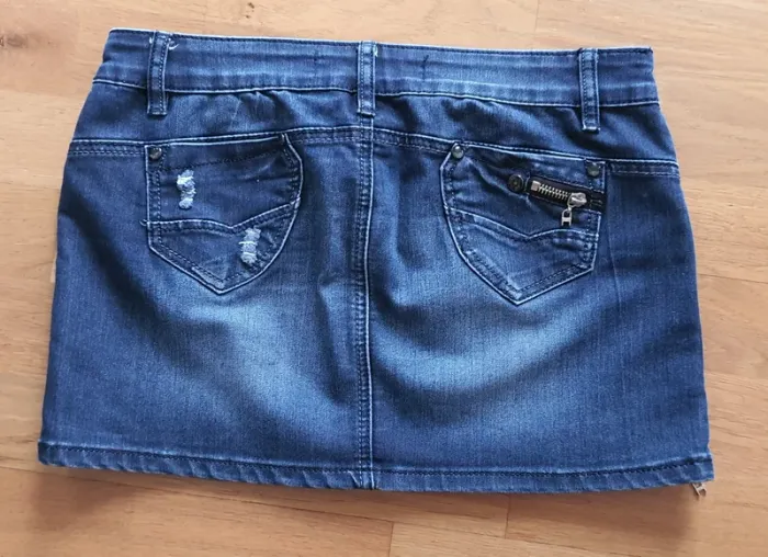 Mini jupe Jeans - photo numéro 2