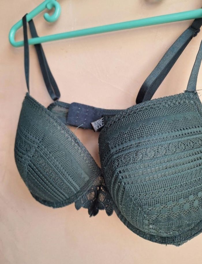 Soutien gorge dentelle - photo numéro 2