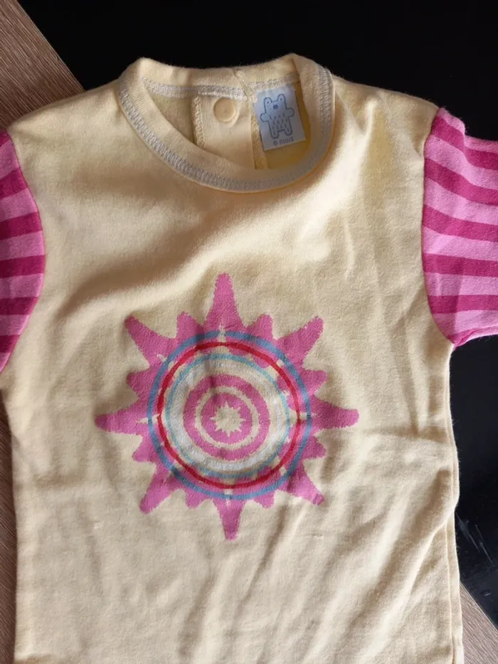 Combi short bébé 6 mois - photo numéro 2