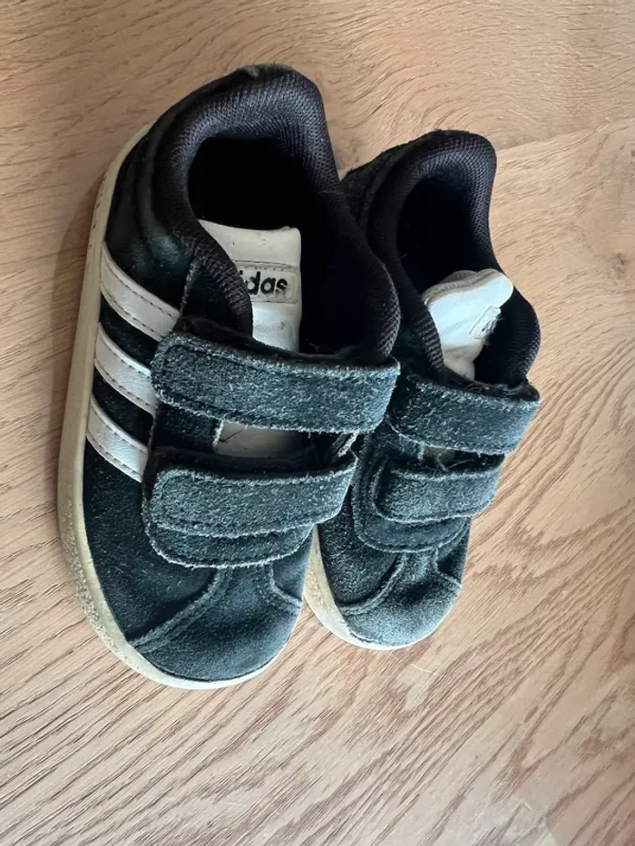 Basket adidas - photo numéro 2