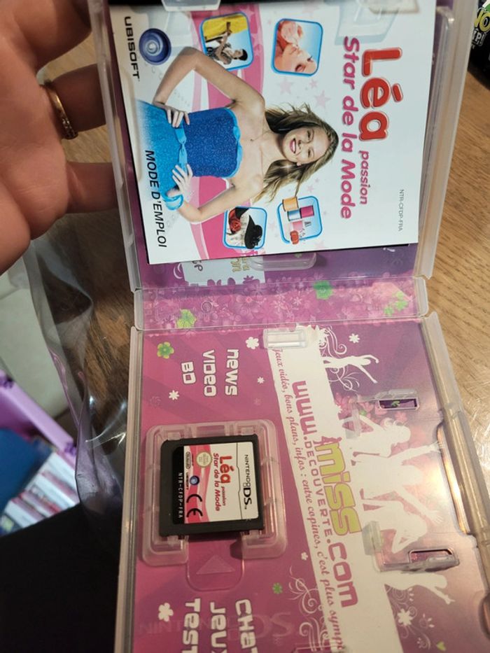 Jeu Nintendo ds Léa star de la mode - photo numéro 3