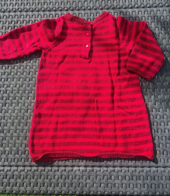 Robe. Du pareil au même. 1 an. Rouge. - photo numéro 7