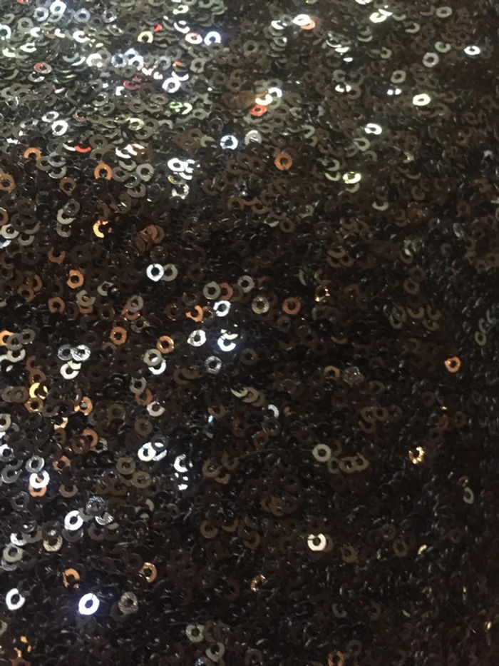 Robe noir sequins - photo numéro 4
