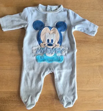 Pyjama disney 1 mois