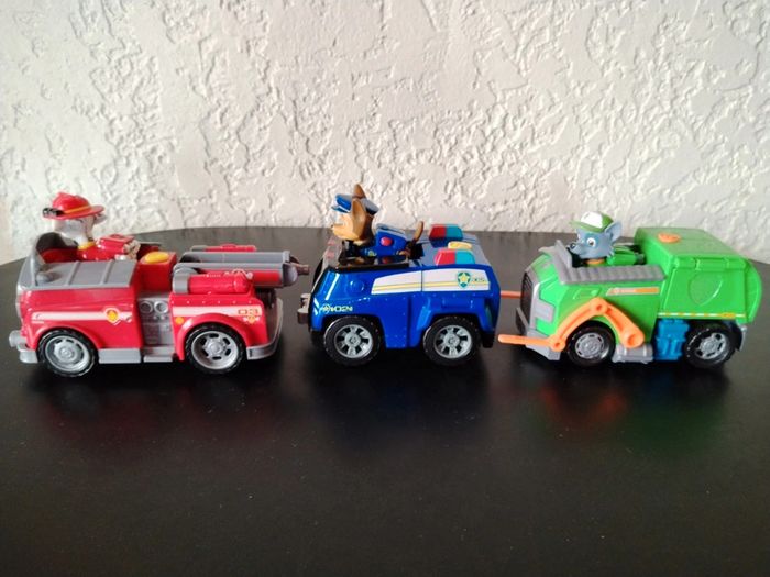 Lot Véhicules et figurines Pat Patrouille - photo numéro 10