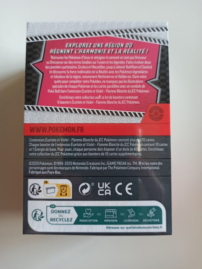 Bundle Pokemon Flamme Blanche & Foudre Noire - Neuf et Scellé - photo numéro 4