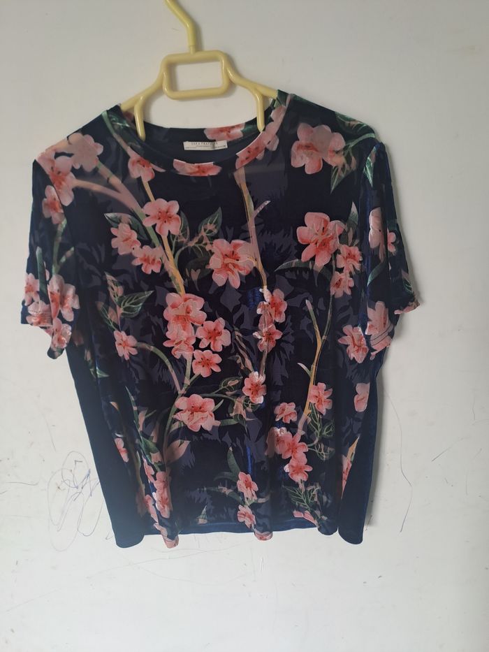 Top velours et transparence floral Zara Taille 38 - photo numéro 2