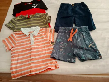 lot de vêtements garçon taille 12 mois