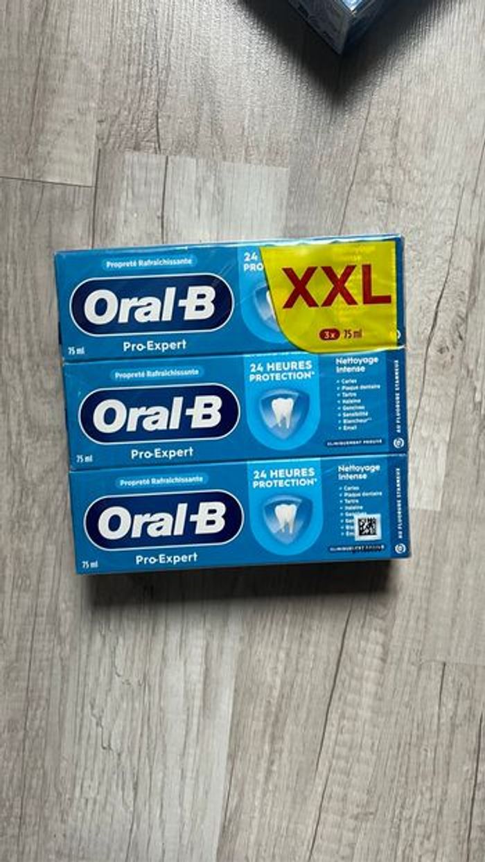 Dentifrice oral b