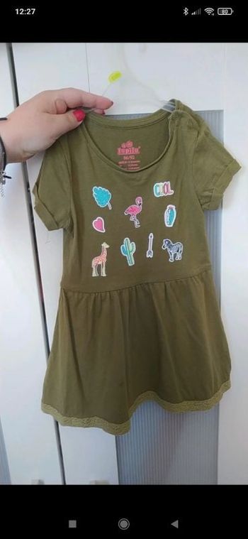 Robe manches courtes