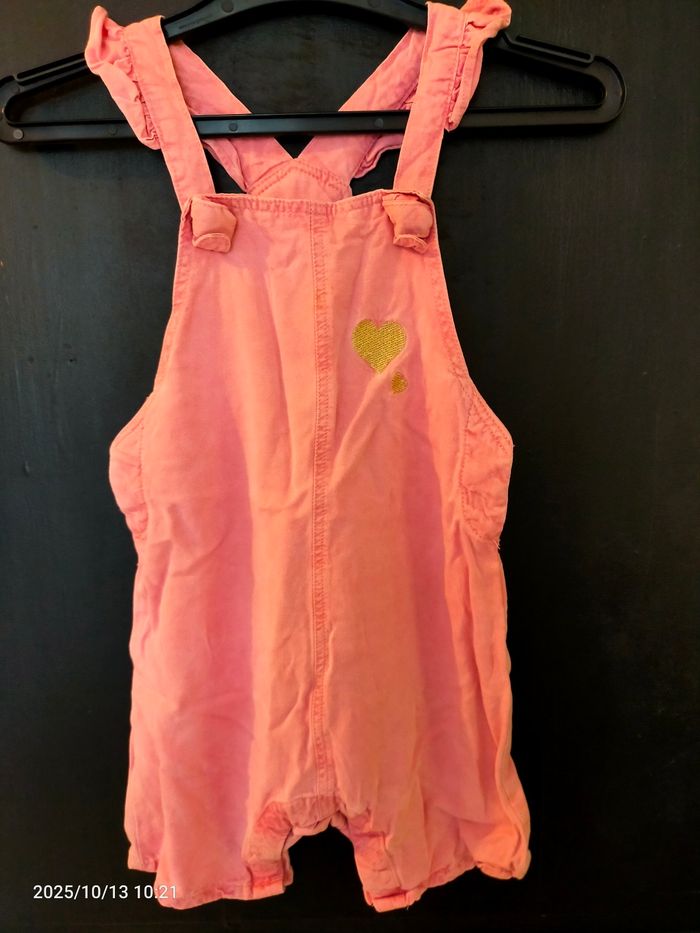 Salopette fille, rose. Taille 23 mois