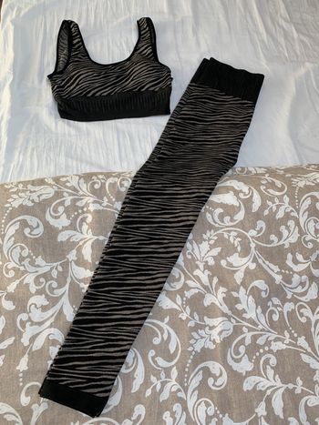 Ensemble sport brassière + legging